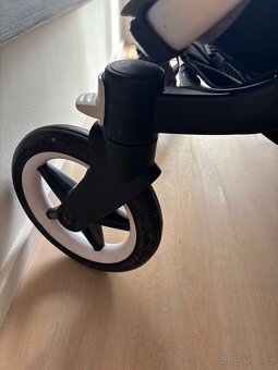 Kočárek pro dvojčata Bugaboo Donkey 3 - 9