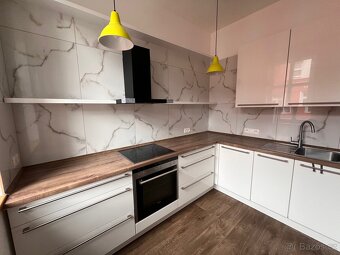 PRODÁM ZÁNOVNÍ KUCHYŇ - 9