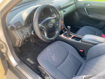 Mercedes-Benz C 200 - 9