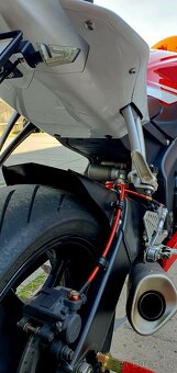 Yamaha R6 14 900km 1A stav - 9
