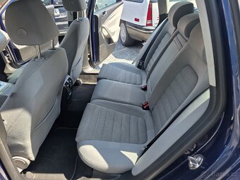 Volkswagen Passat 2.0 TDI DSG Automat Střešní okno - 9