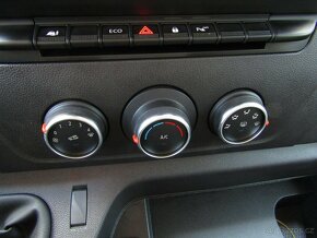 Renault Master III 2,3 Blue dCi 135k L3H2P3 Cool (maják) - 9
