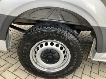 Volkswagen Crafter 35 2.0TDI 103kW RWD WEBASTO - 9