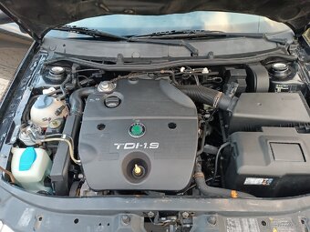 Škoda Octavia TDI 81 KW. 2002. Plně funkční. - 9