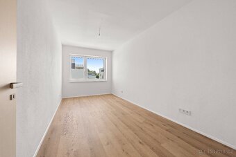 Litomyšl , 2kk, balkon, sklep, komora, garážové stání v domě - 9