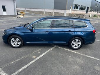 SLEVA - VW Passat B8 2.0TDI 2022 stav nového vozu - 9