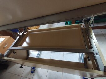 Stůl psací výškově nastavitelný - 9