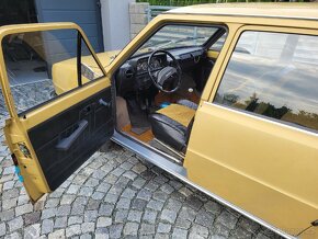 Škoda 120l užovka - rok 1977 - 9
