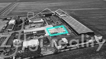 Pronájem multifunkční plochy - 2700m2 - v průmyslovém areálu - 9