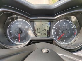 Yamaha X-MAX 300 - 9
