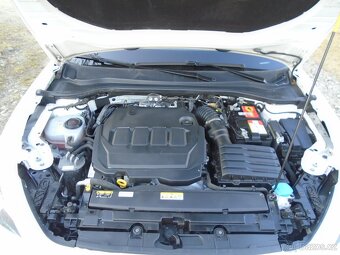 LEON 2.0Tdi,110kw,6rych.56800km,navig.temp.mod.2023,TOP STAV - 9