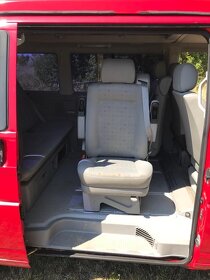 VOLKSWAGEN MULTIVAN 2.5 TDI 75 KW - 9