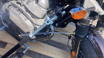 Royal Enfield Interceptor INT 650 - 9
