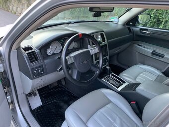 Chrysler 300C 3.0 CRD combi - 9