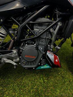 KTM Duke 125 - 9