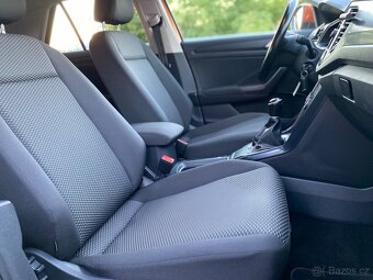 VW T-Roc. 1.6 TDI, 85 kW, 2 majitel, krásný stav - 9