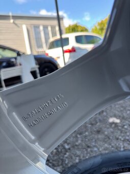 235/55/19 originální sada Audi Q5 - 9