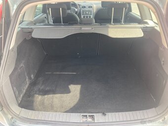 FORD FOCUS 1,6i 85kW RV 2005 STK do 02/2028 - 9