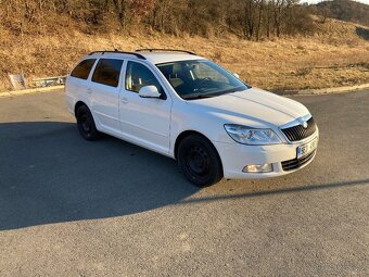 Škoda Octavia II Combi, r.v. 2010, Elegance - 9