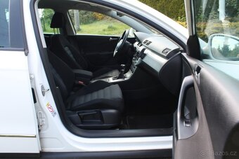 Volkswagen Passat 2,0 TDI,1 Majitel, Servisní kniha - 9