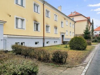 LUXUSNÍ PRONÁJEM 2+1 PO KOMPLETNÍ REKONSTRUKCI - 9