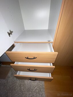 Obývací stěna, komoda + šatní skříň - 9