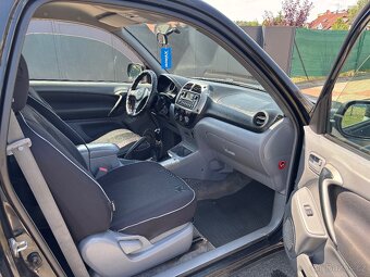 TOYOTA RAV4 2.0 VVT-i 110KW 4x4 rv.2005 5Q MANUÁL - 9