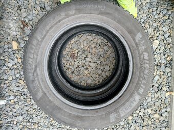 Dunlop/Michelin, 215/60 R16, 4KS, 2x6,5mm a 2x5,5mm - 9