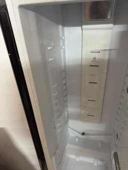 Lednice Whirlpool SW6-AM2Q-W - 9