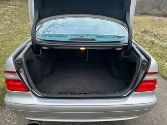 Mercedes-Benz CLK 320 V6 (W208), r. 2001, Avantgarde - 9