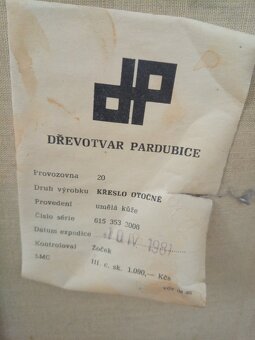 Koženkové křeslo retro - 9