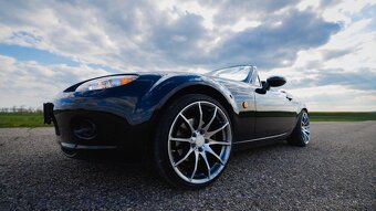 MX 5 1.8. MX5 - 9