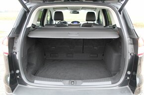 Ford Kuga 2.0 Tdci 103Kw 4x4 121000km servis Ford navigace - 9
