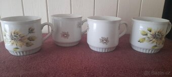 SET 4 KS VINTAGE KERAMICKÝCH HRNKŮ -ČESKOSLOVENSKÁ VÝROBA DE - 9
