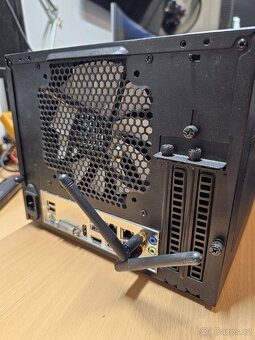 NAS HTPC build i5-7500T TrueNAS ready - 9
