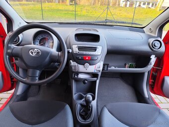 Aygo 1.0 Najeto: 58000km - 9