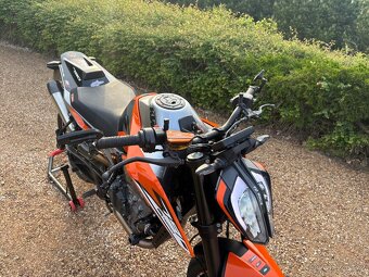 KTM Duke 790 - 9
