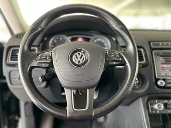 Volkswagen Touareg 3,0TDI V6 4Motion Kůže - 9