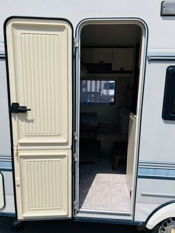 OBYTNÝ KARAVAN HOBBY 450 - 9