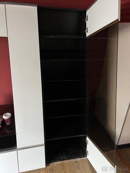 Stěna na TV - 9