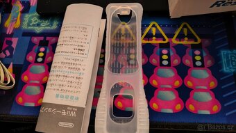 Větší množstvípříslušenství v krabicích Nintendo Wii SLEVY - 9