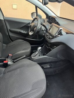 Peugeot 208 1,2 Allure 81kw - 9