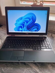 DELL LATITUDE E6520 I7 256SSD DISK WI N 11 - 9