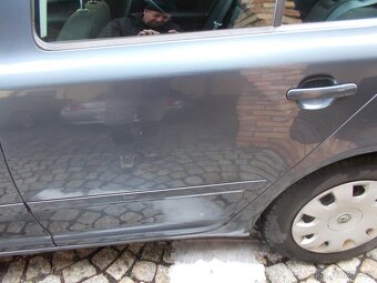 skoda octavia 2,fac.1.6mpi,75kw,veskere nd. barva 9153 - 9