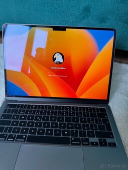 MacBook Air m2 13,6 - 9