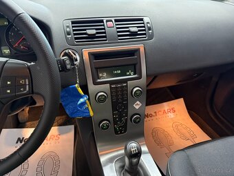 Volvo V50 1,8 i XENON VÝHŘEV KLIMA - 9