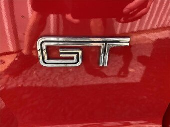 Ford Mustang 4,6 GT V8 224kW - 9