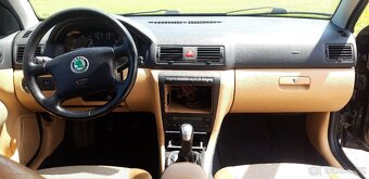 Škoda Octavia 1,9 TDi Laurin & Klement 4x4 TOP - 9