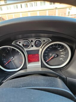 Prodám Ford Focus 1.8 92 kW - 9