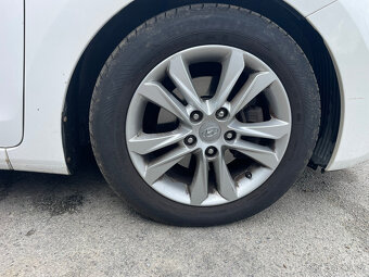 Hyundai I30 kombi 1,6GDI - 9